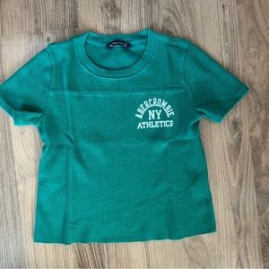 Abercrombie & Fitch cropped tee